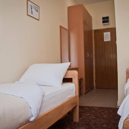 Garni Hotel Alma 피로트 외부 사진