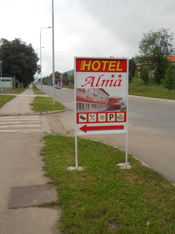 Garni Hotel Alma 피로트 외부 사진
