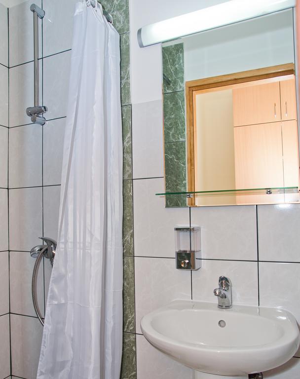 Garni Hotel Alma 피로트 객실 사진