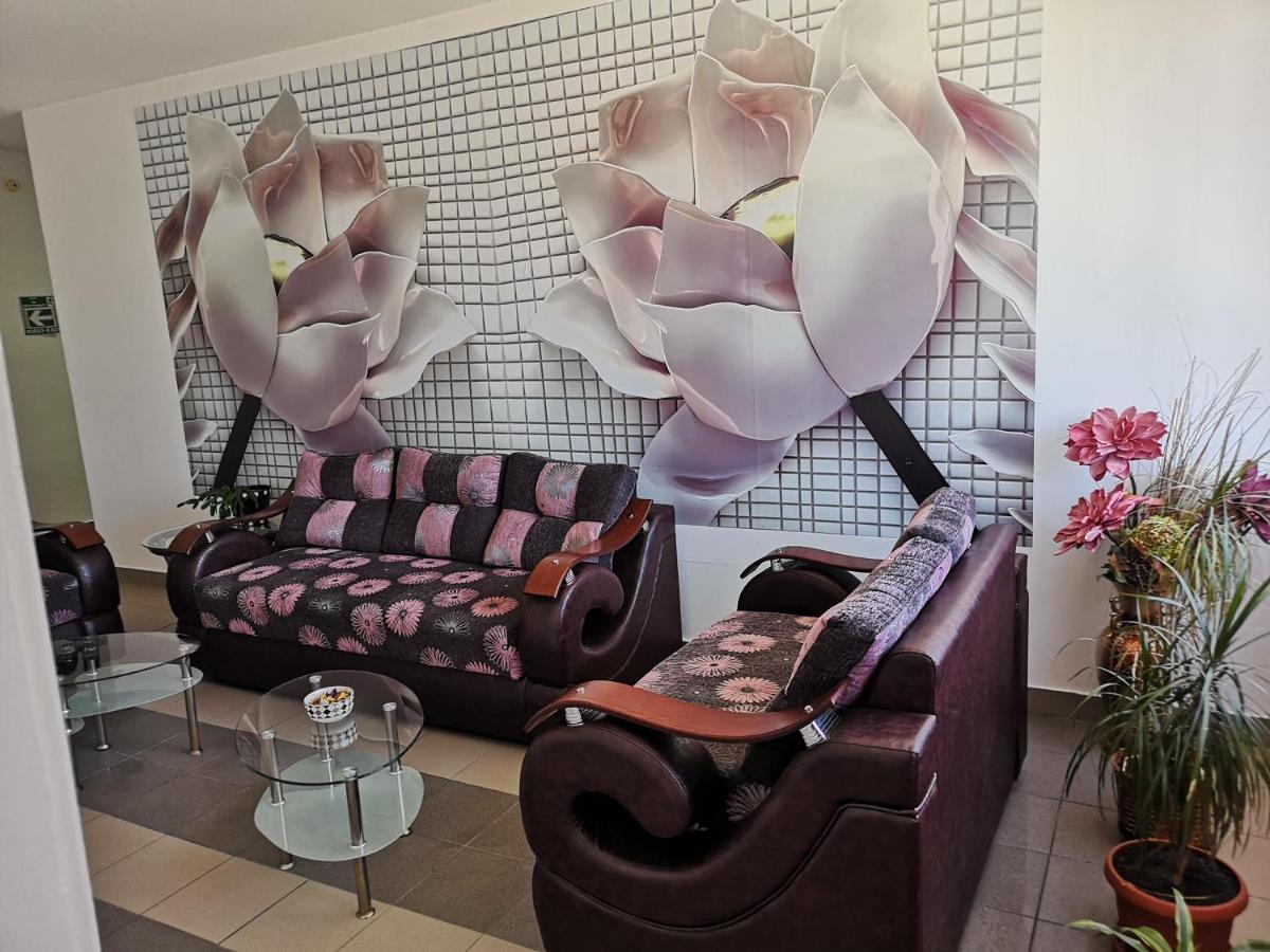Garni Hotel Alma 피로트 외부 사진